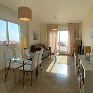 https://amazing-duplex-with-large-terrace-and-sea-views.in-canary-islands.com